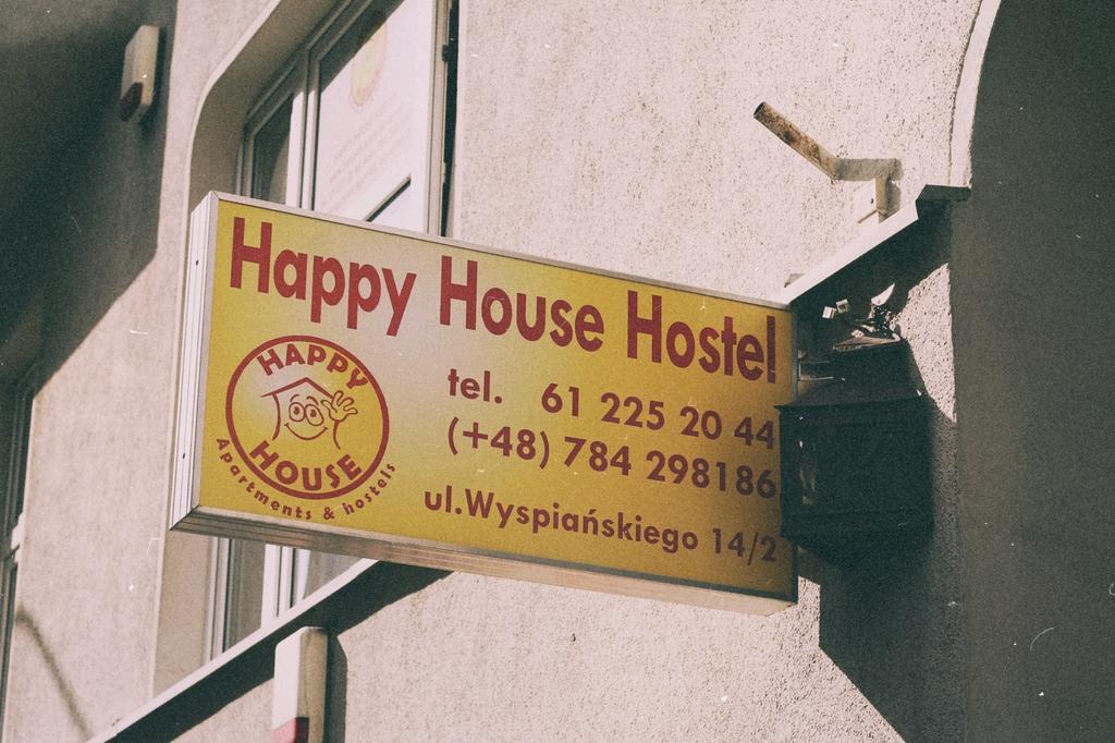 Happy House Hostel Poznan Exterior foto